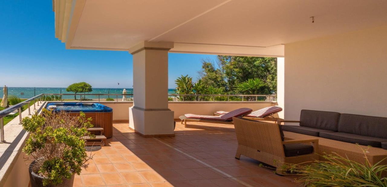 Appt 401-3-Bed-Heaven Beach-Paseo-All Year Heated Pool-Free Bikes Estepona Exterior foto